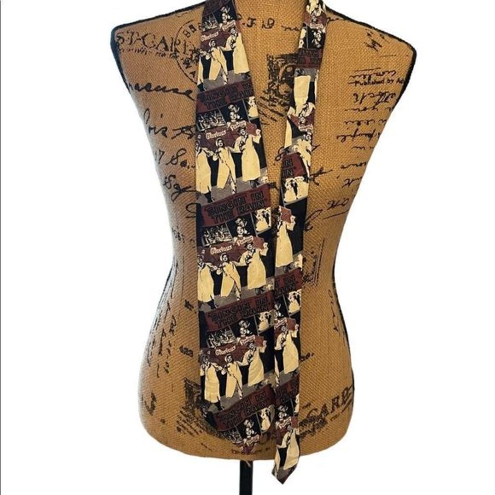 American Film Classics SINGING IN THE RAIN Necktie